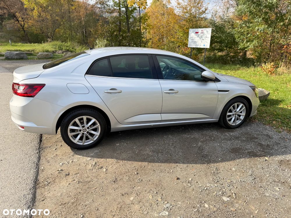 Renault Megane 1.5 Blue dCi Business - 4