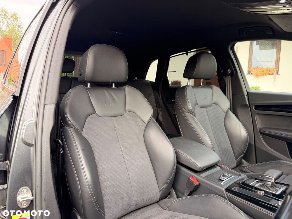 Audi Q5 50 TFSIe quattro S tronic S line business - 23