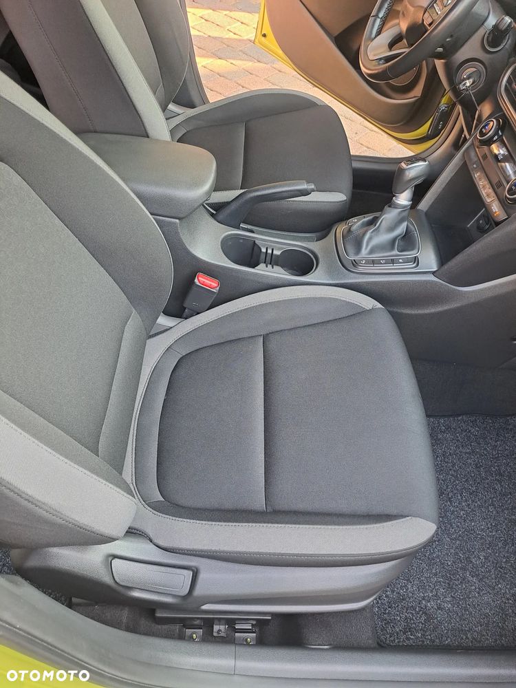 Hyundai Kona - 17