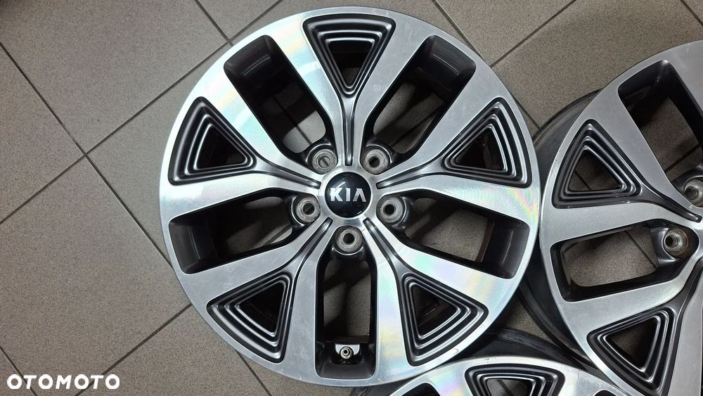 Felgi Aluminiowe 17 Kia Sportage III 5x114.3 ET 40 - 11