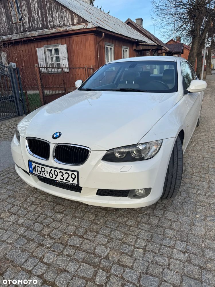 BMW Seria 3 325d - 2