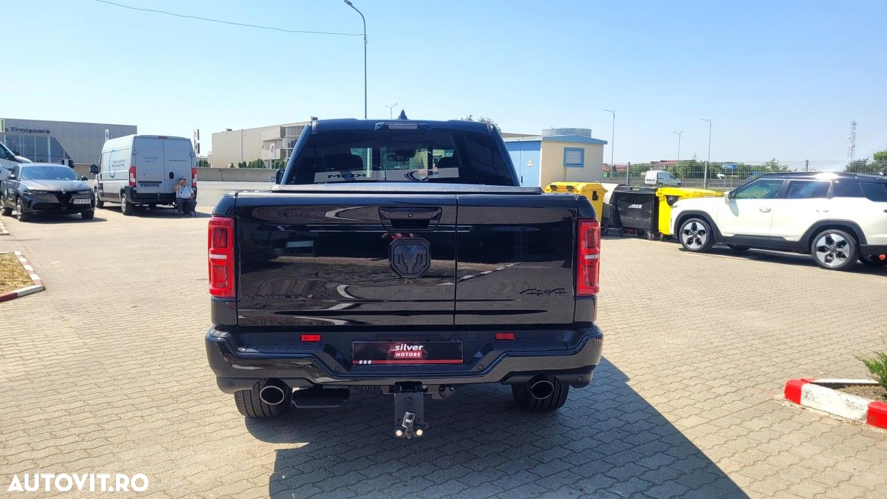 Dodge RAM - 8