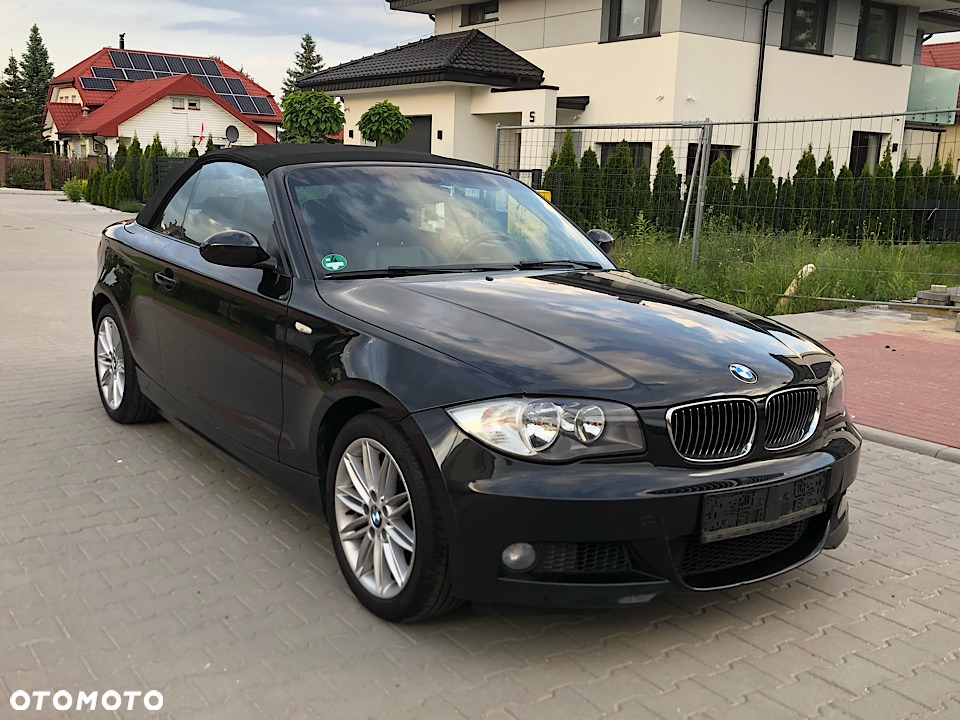 BMW Seria 1 118i Cabrio Limited Edition Lifestyle mit M Sportpaket - 24