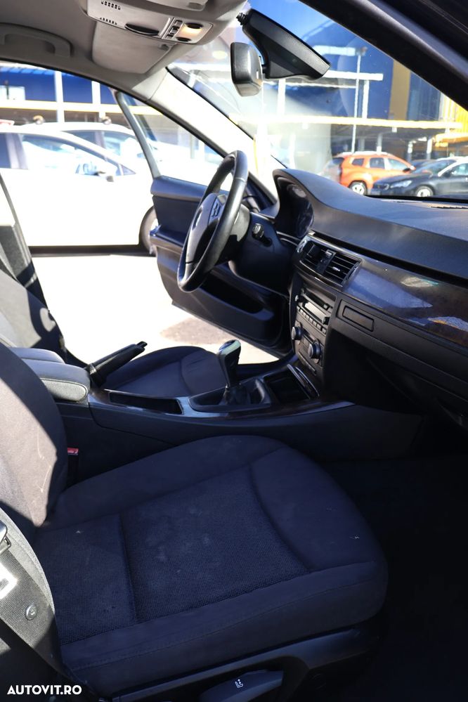 BMW Seria 3 - 13