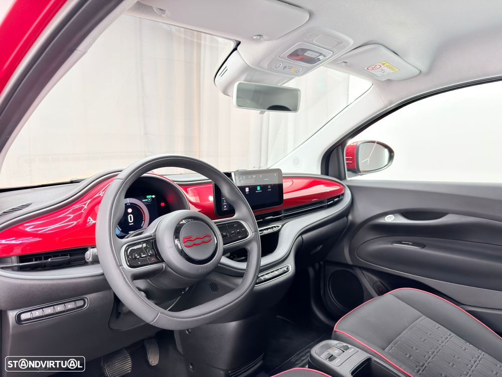 Fiat 500e 23,8kWh Red - 21