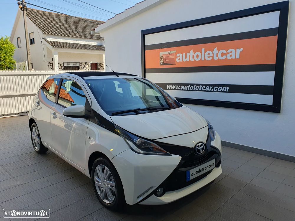 Toyota Aygo 1.0 X-Play+AC+X-Touch - 2