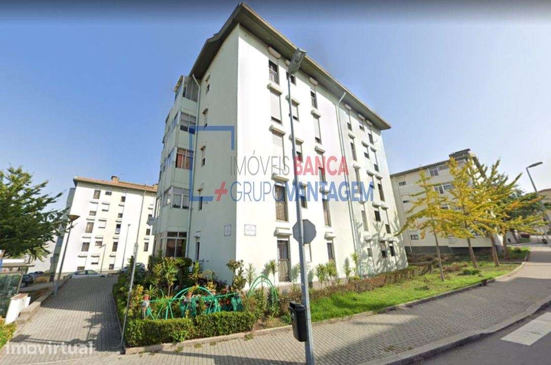 APARTAMENTO T2 - LEÇA DA PALMEIRA