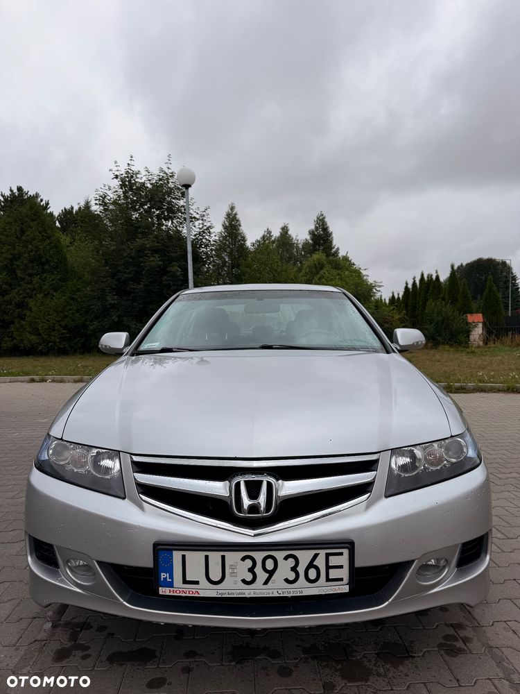 Honda Accord 2.0 Comfort - 2