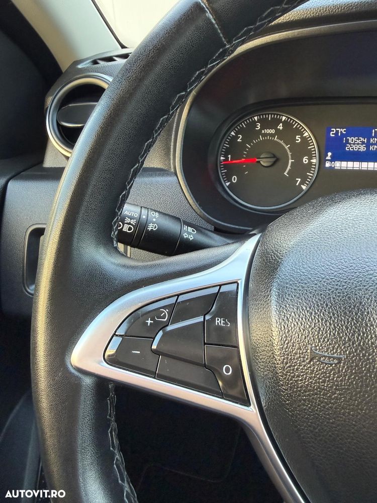 Dacia Duster 1.6 SCe 4WD Comfort - 21
