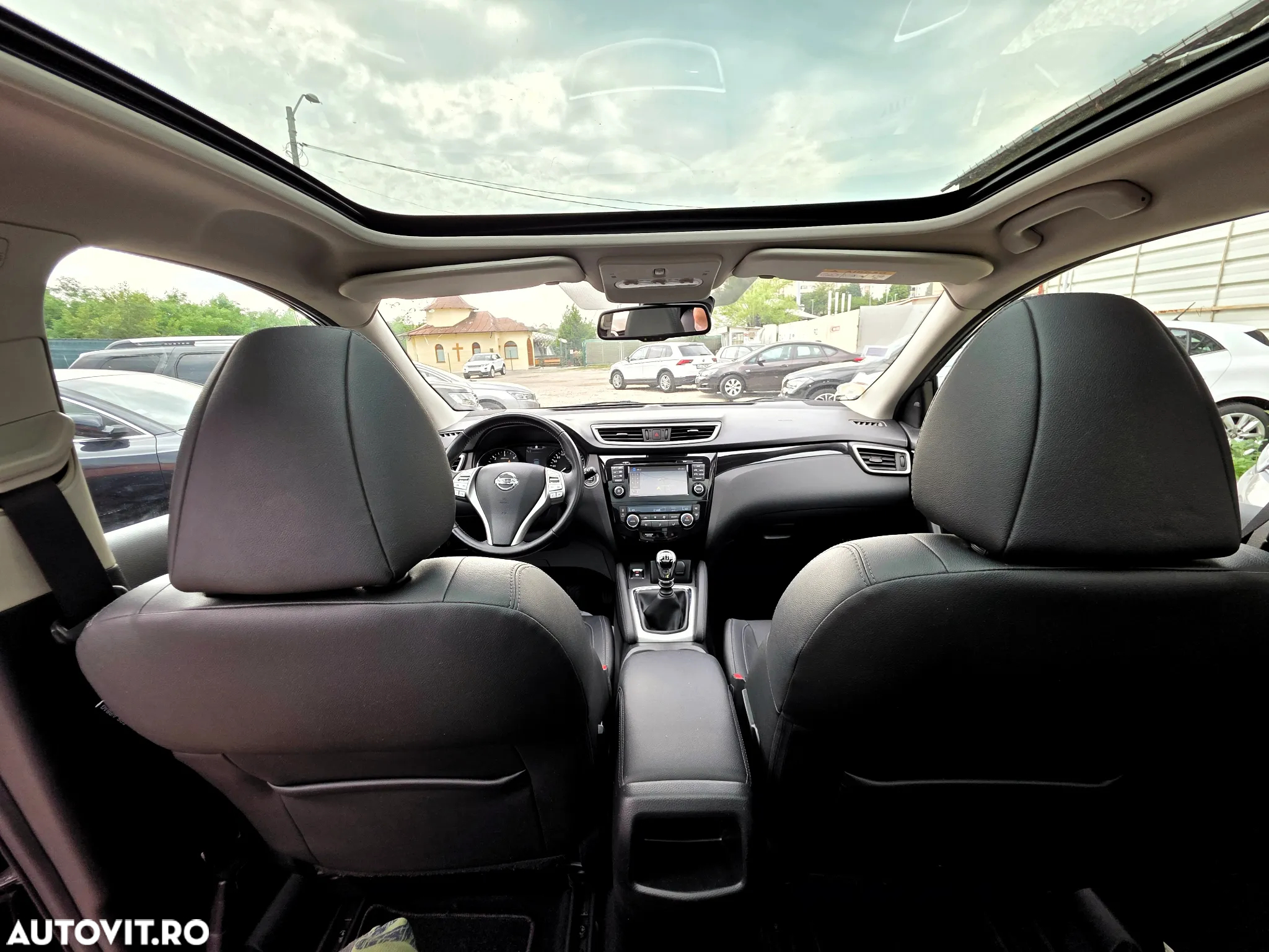 Nissan Qashqai 1.5 DCI Start/Stop Tekna - 17