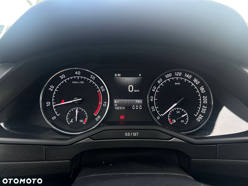 Skoda Superb 1.8 TSI Style DSG - 5