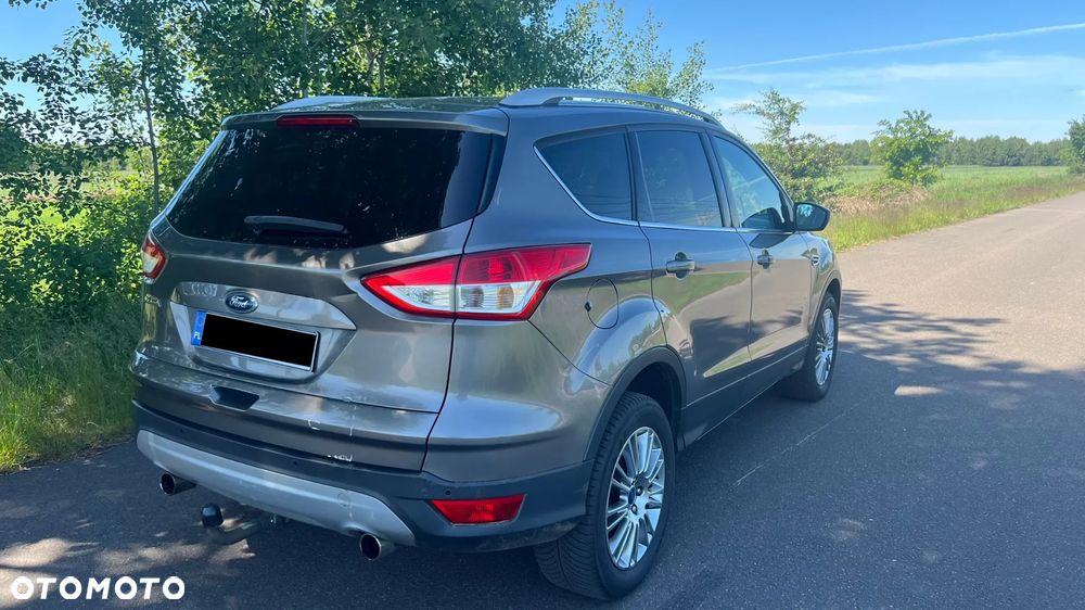 Ford Kuga 2.0 TDCi 4WD Titanium - 4