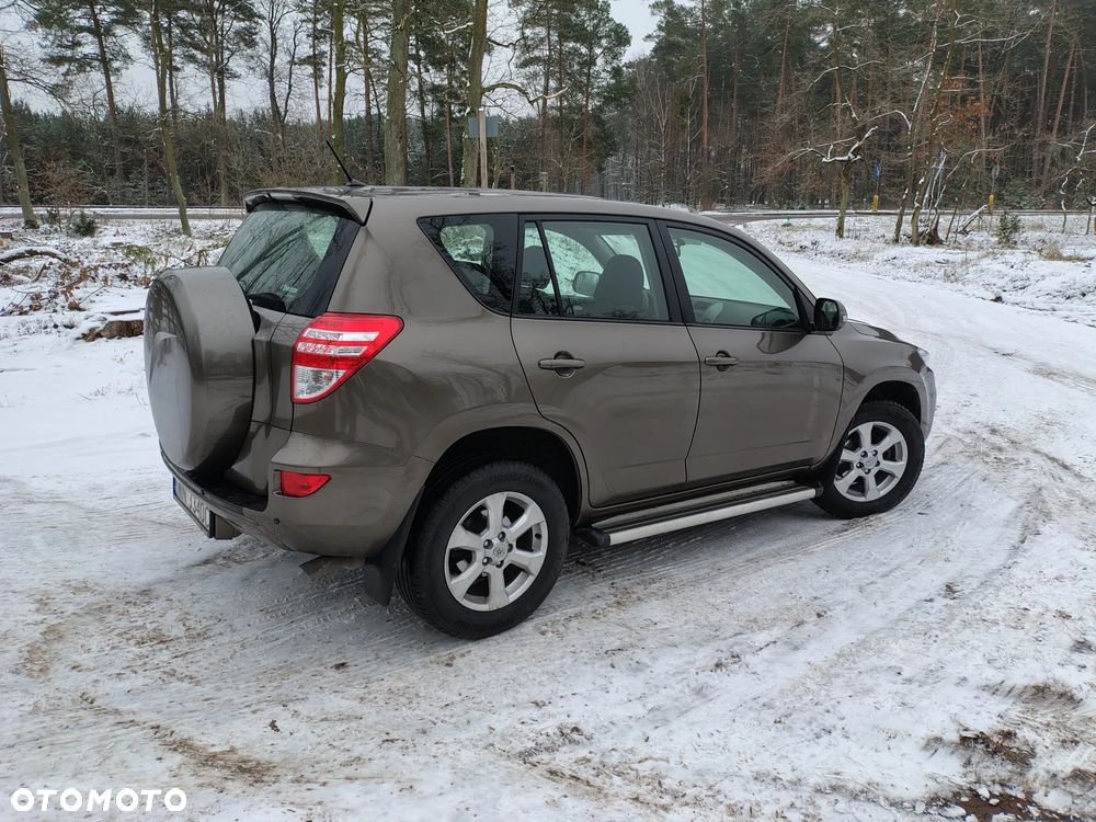 Toyota RAV4 2.0 VVT-i Luna - 1