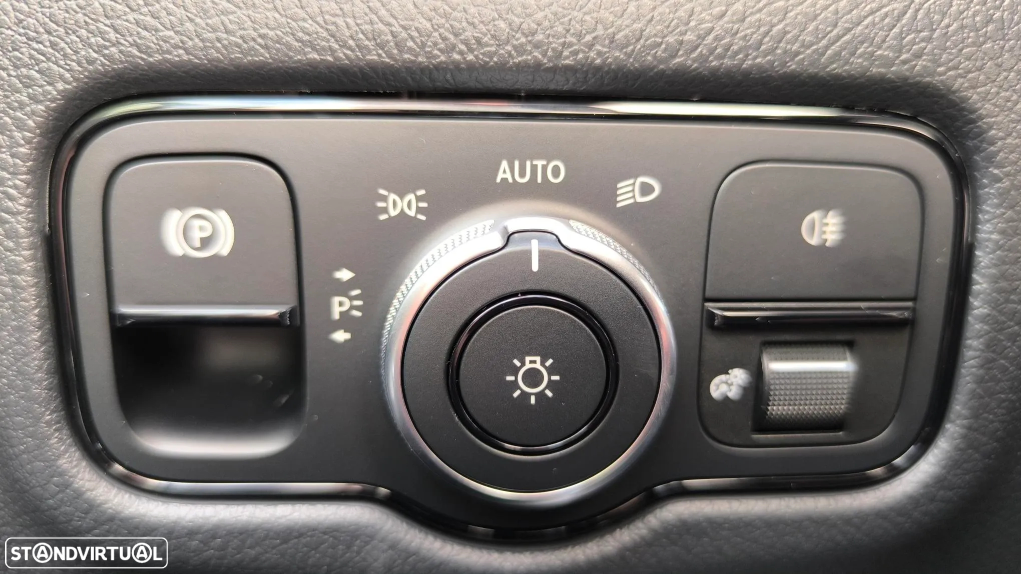 Mercedes-Benz Vito Furgão 114Cdi Pro Longo Auto - 21