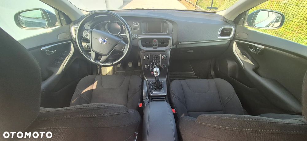 Volvo V40 D2 Kinetic - 4