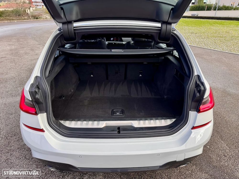 BMW 330 e Pack M Auto - 19