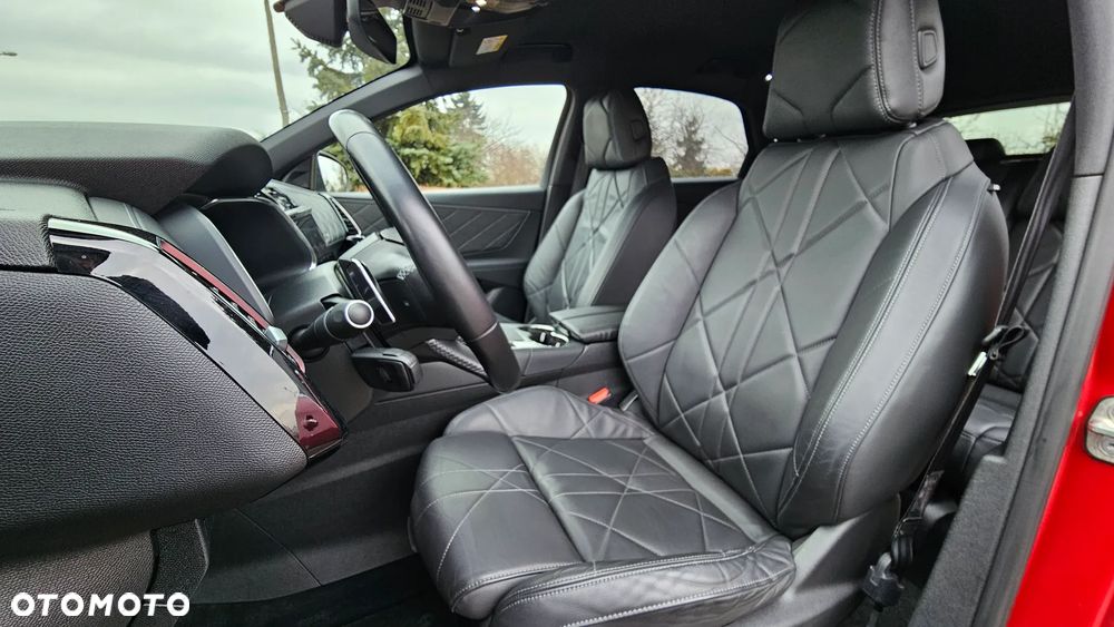 DS Automobiles DS 7 Crossback 1.6 PureTech Grand Chic - 32