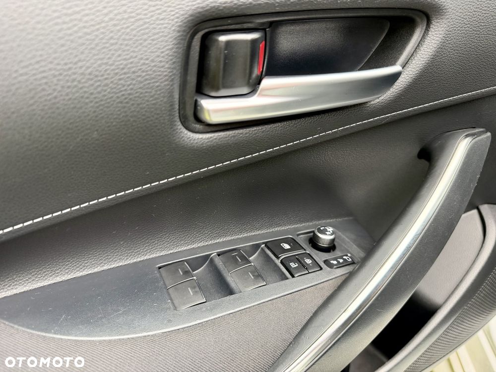 Toyota Corolla 1.8 Hybrid Comfort - 31