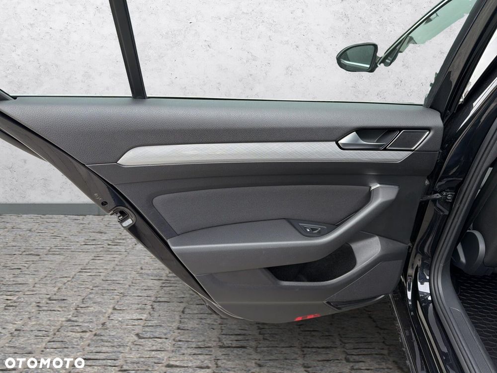 Volkswagen Passat 1.5 TSI EVO Business DSG - 35