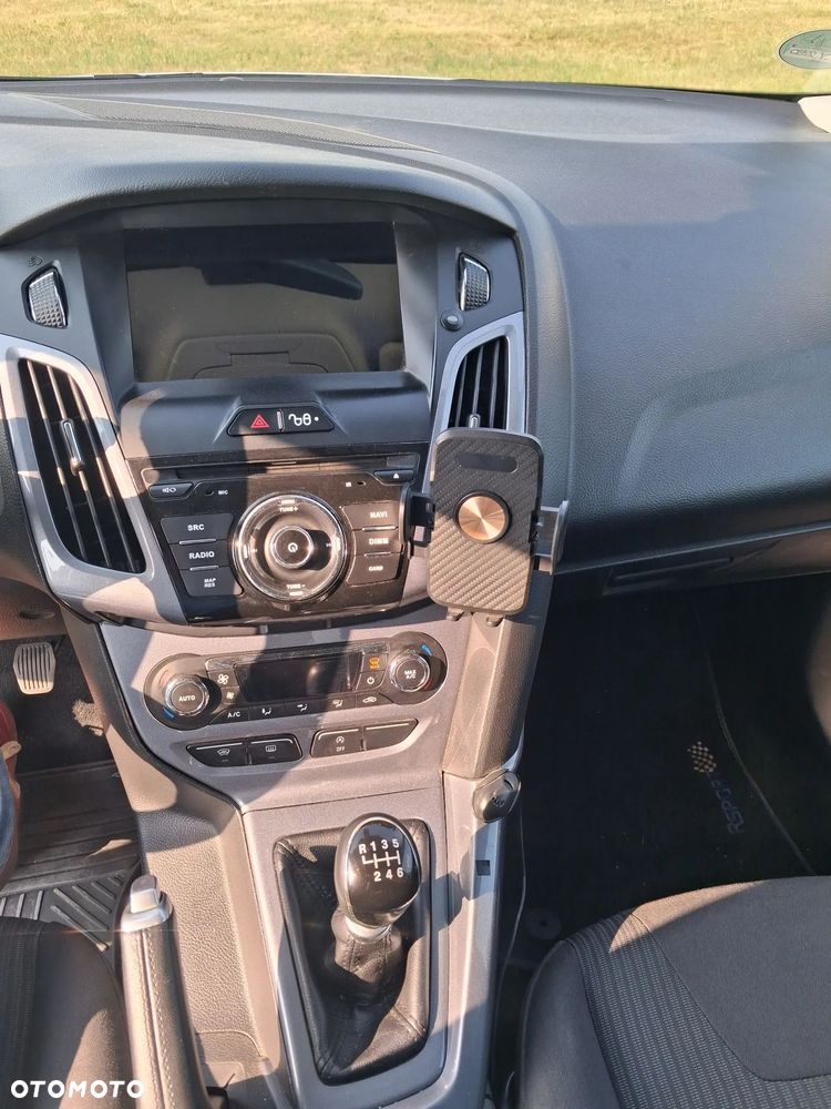 Ford Focus 1.6 EcoBoost Edition - 9
