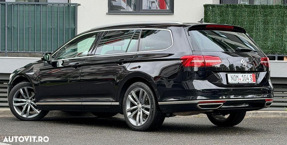 Volkswagen Passat Variant 2.0 TDI DSG 4Motion Highline - 9