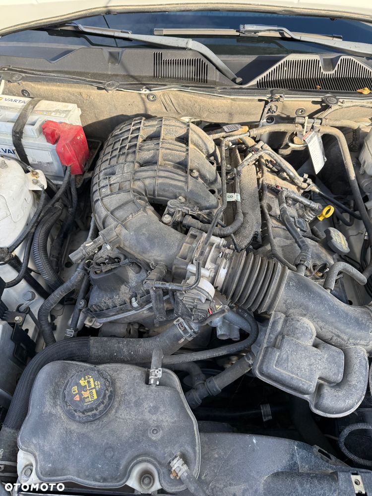 Ford Mustang 3.7 V6 Premium - 21