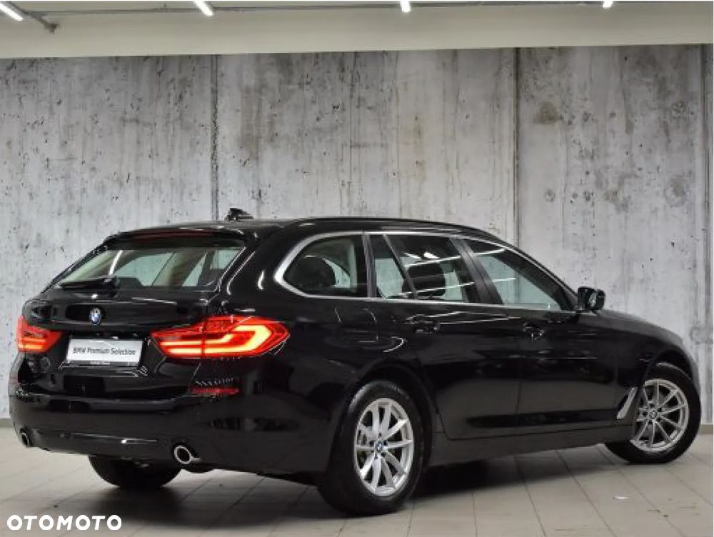 BMW Seria 5 520d - 2