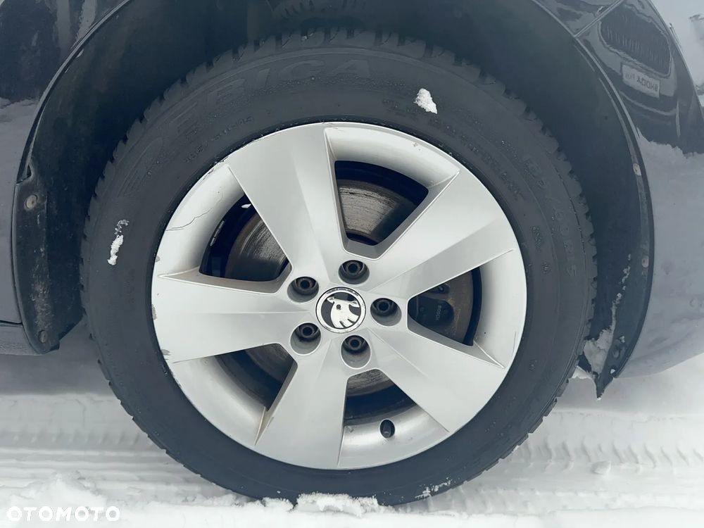 Skoda RAPID 1.0 TSI Ambition - 10