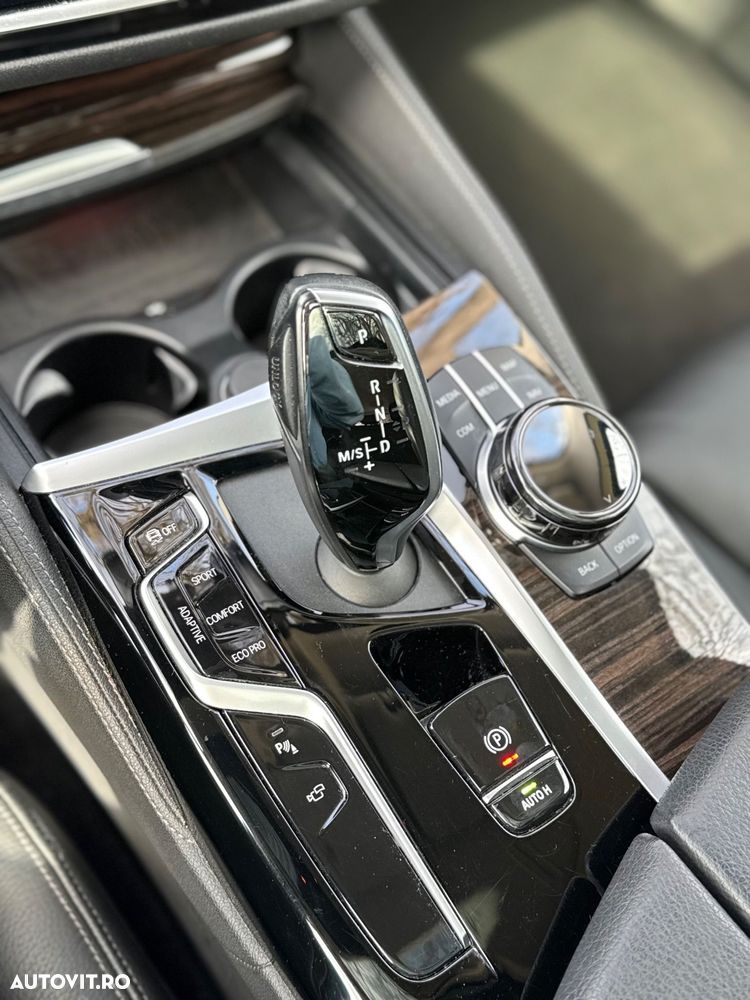 BMW Seria 5 520d xDrive Aut. Luxury Line - 11