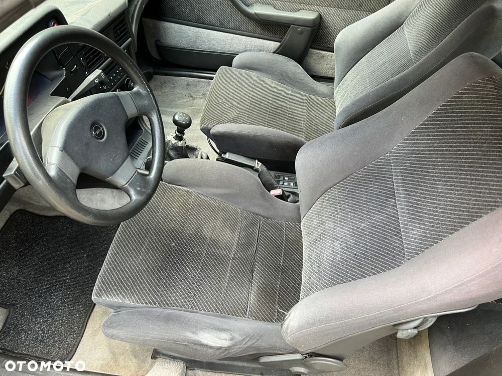 Opel Kadett - 9