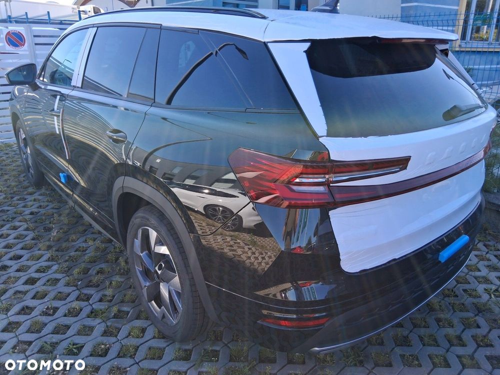 Skoda Kodiaq 2.0 TDI 4x4 DSG Sportline - 4