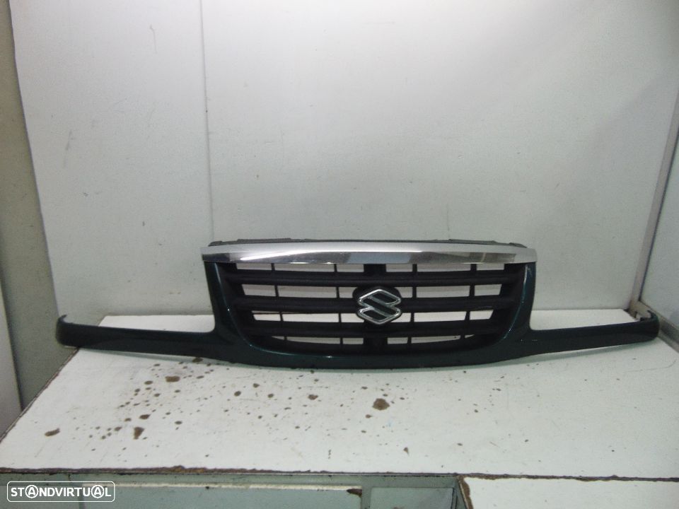 Suzuki grand vitara  grelha - 1