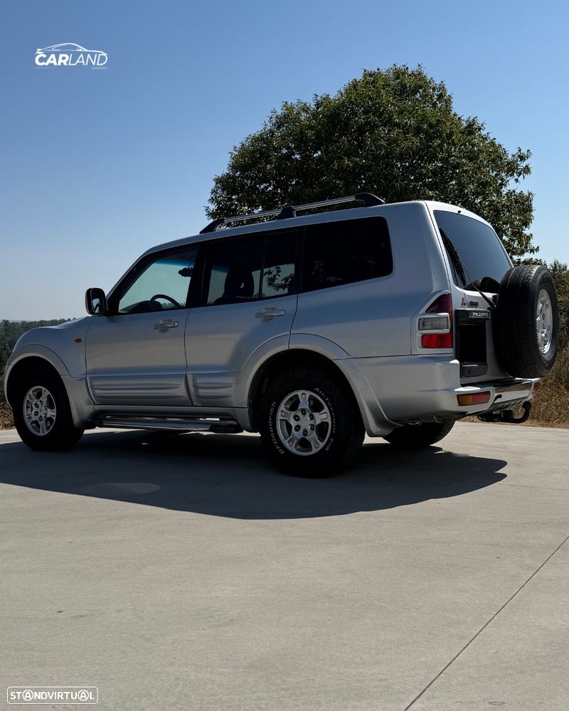 Mitsubishi Pajero - 3