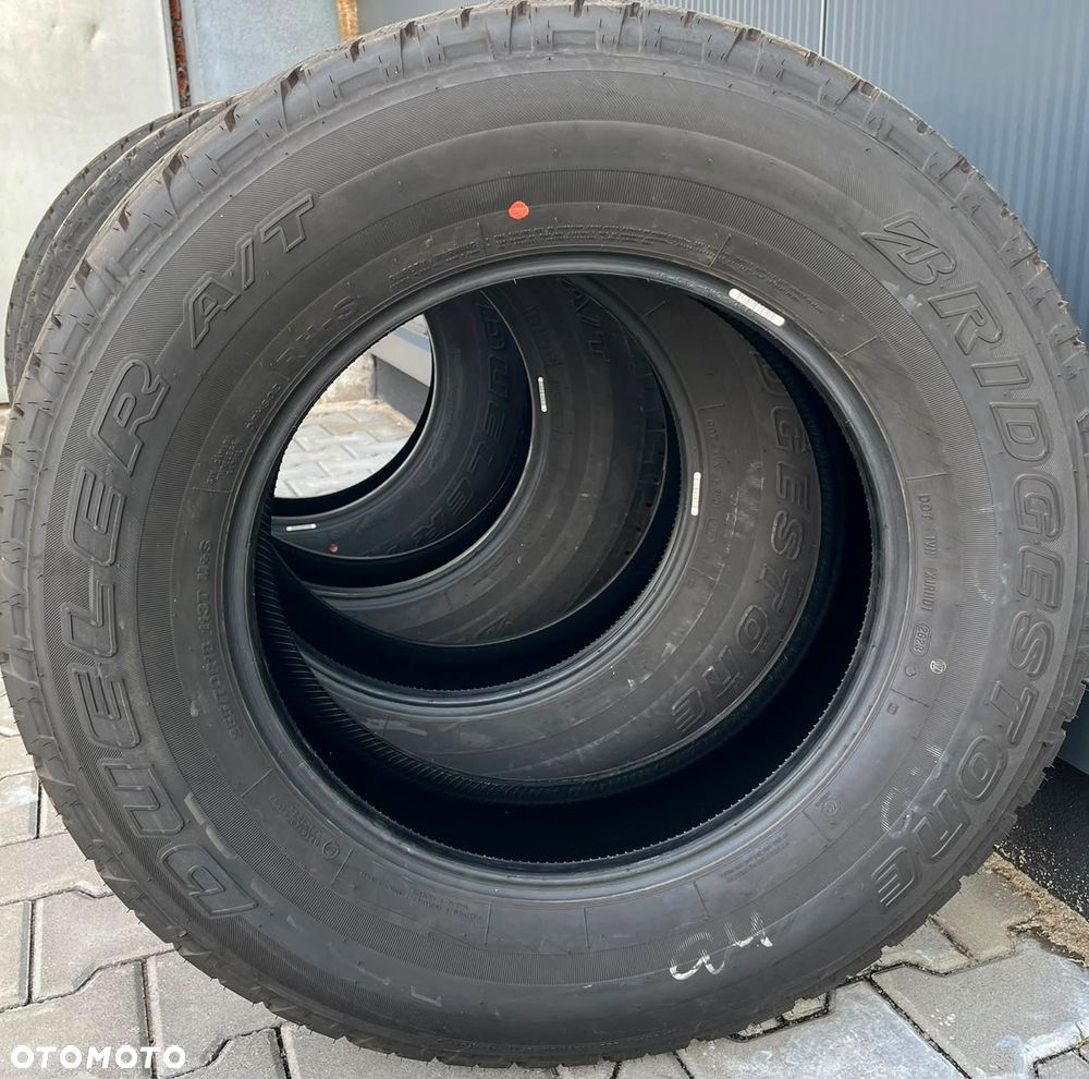 Opony Bridgestone Dueler  A/T 255/70 R18 113T M+S - komplet - 2