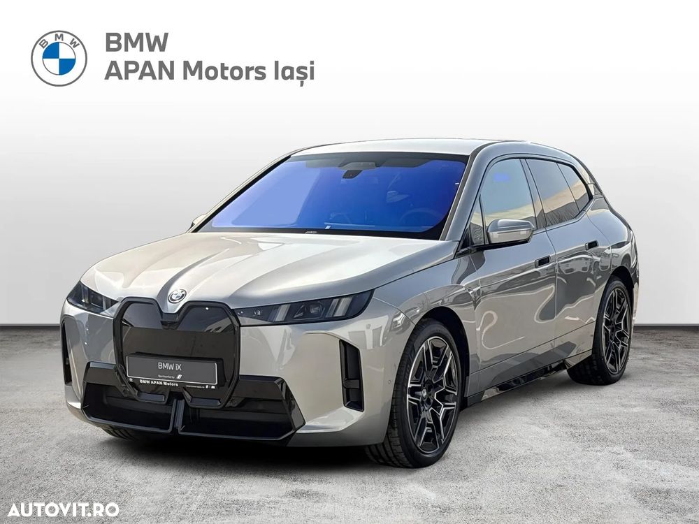 BMW iX - 1