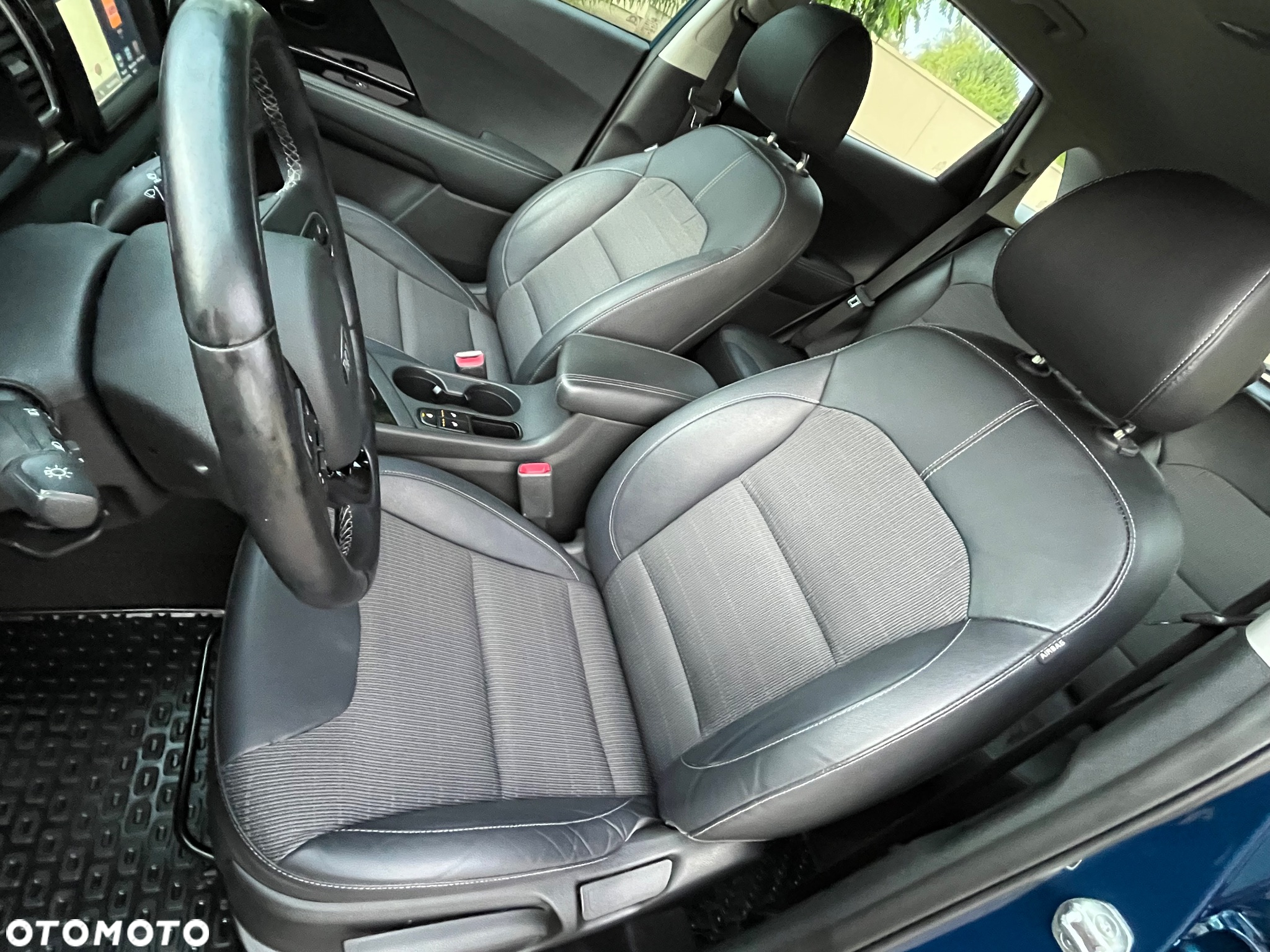 Kia Niro 1.6 GDI Hybrid L - 33