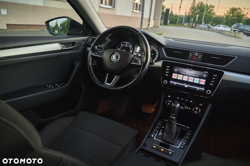 Skoda Superb 2.0 TDI Ambition DSG7 - 30