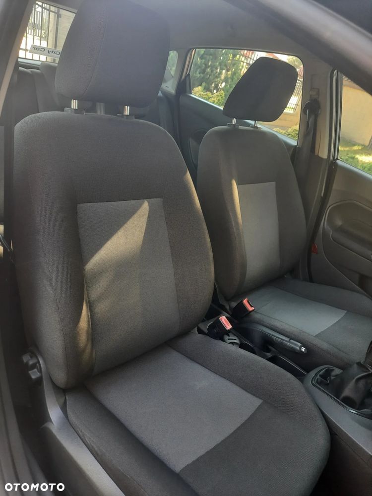 Ford Fiesta 1.25 Ambiente - 12