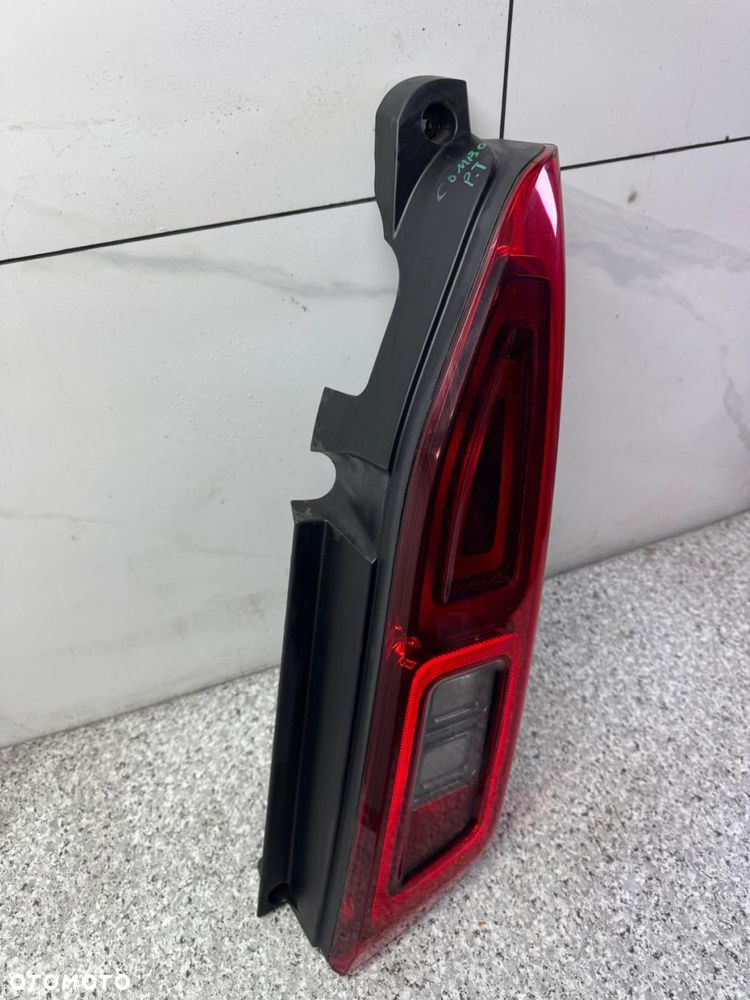 lampa prawy tył tylna combo e iv 2019-2024 9820555280 - 4