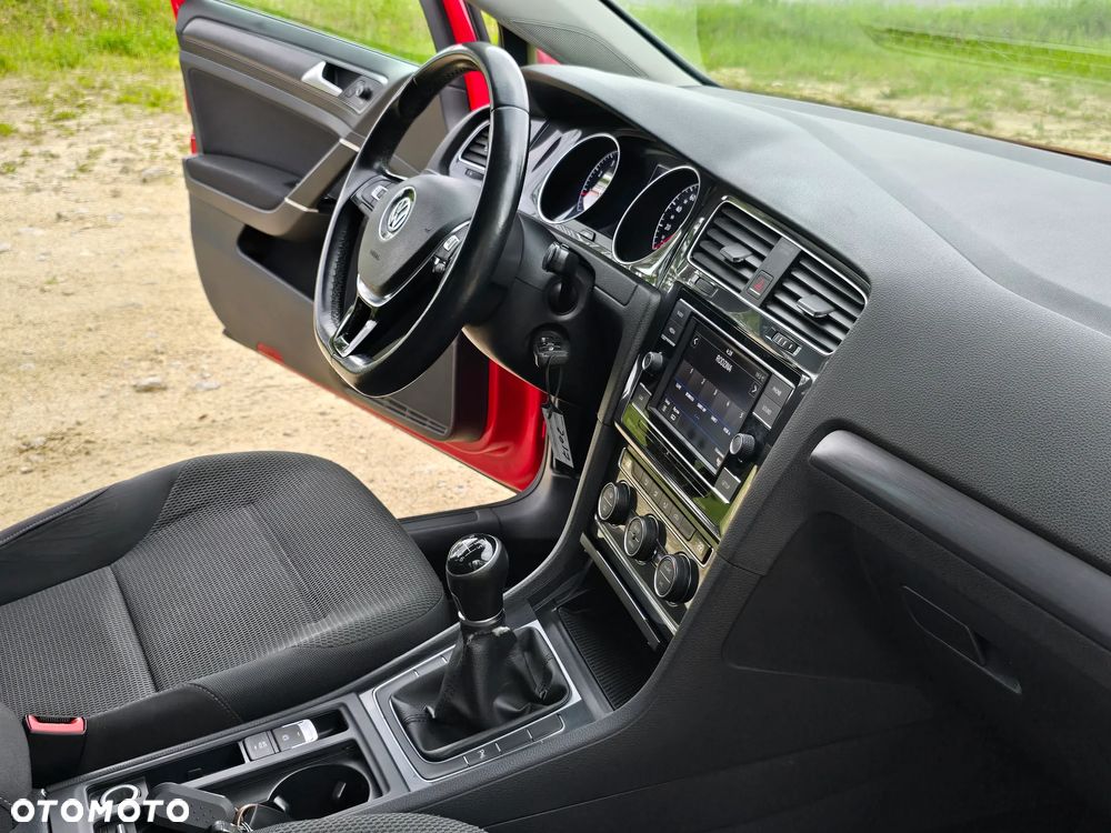 Volkswagen Golf 1.5 TSI BMT Evo Highline - 16