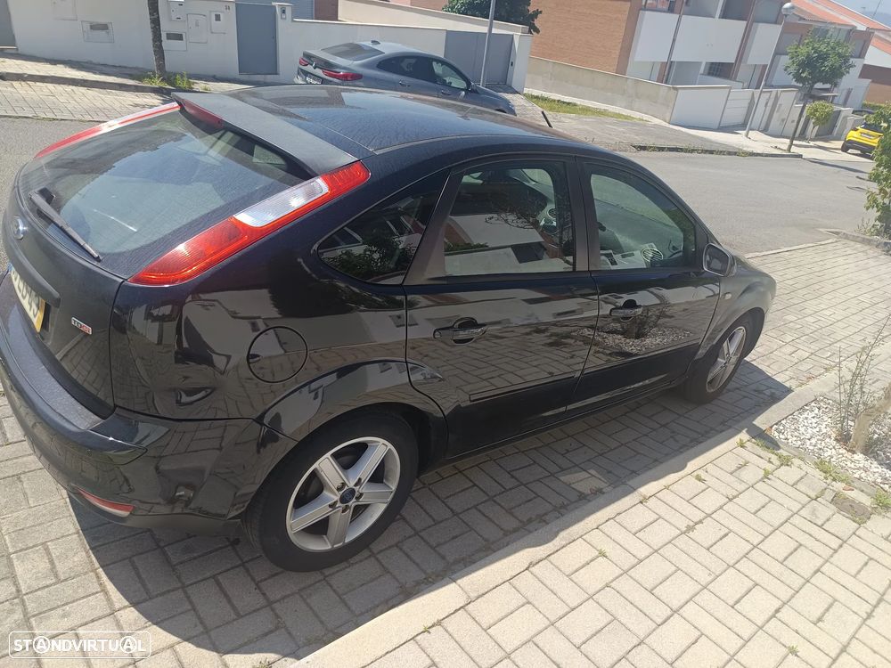Ford Focus 2007 photo 4
