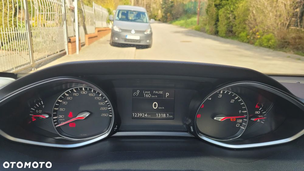 Peugeot 308 - 22