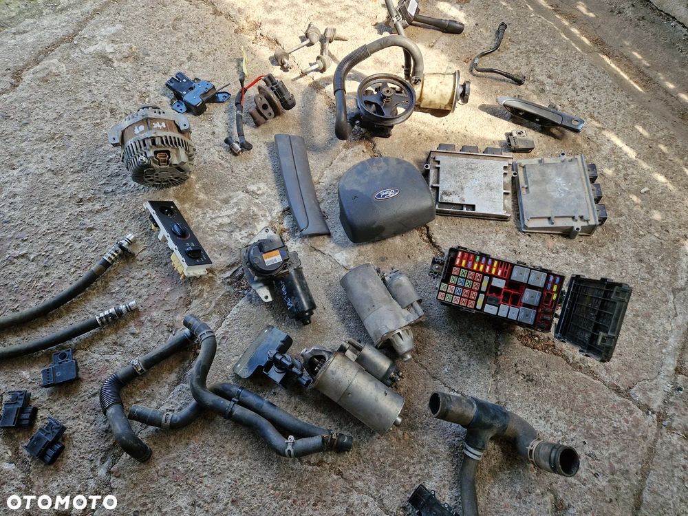 Ford Crown Victoria Silnik Cewka Przewody Rura Pompa Filtr Kolektor Komputer Przepustnica Listwa - 13