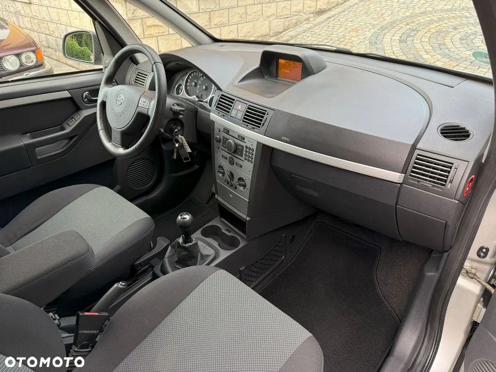 Opel Meriva 1.6 16V INNOVATION - 21
