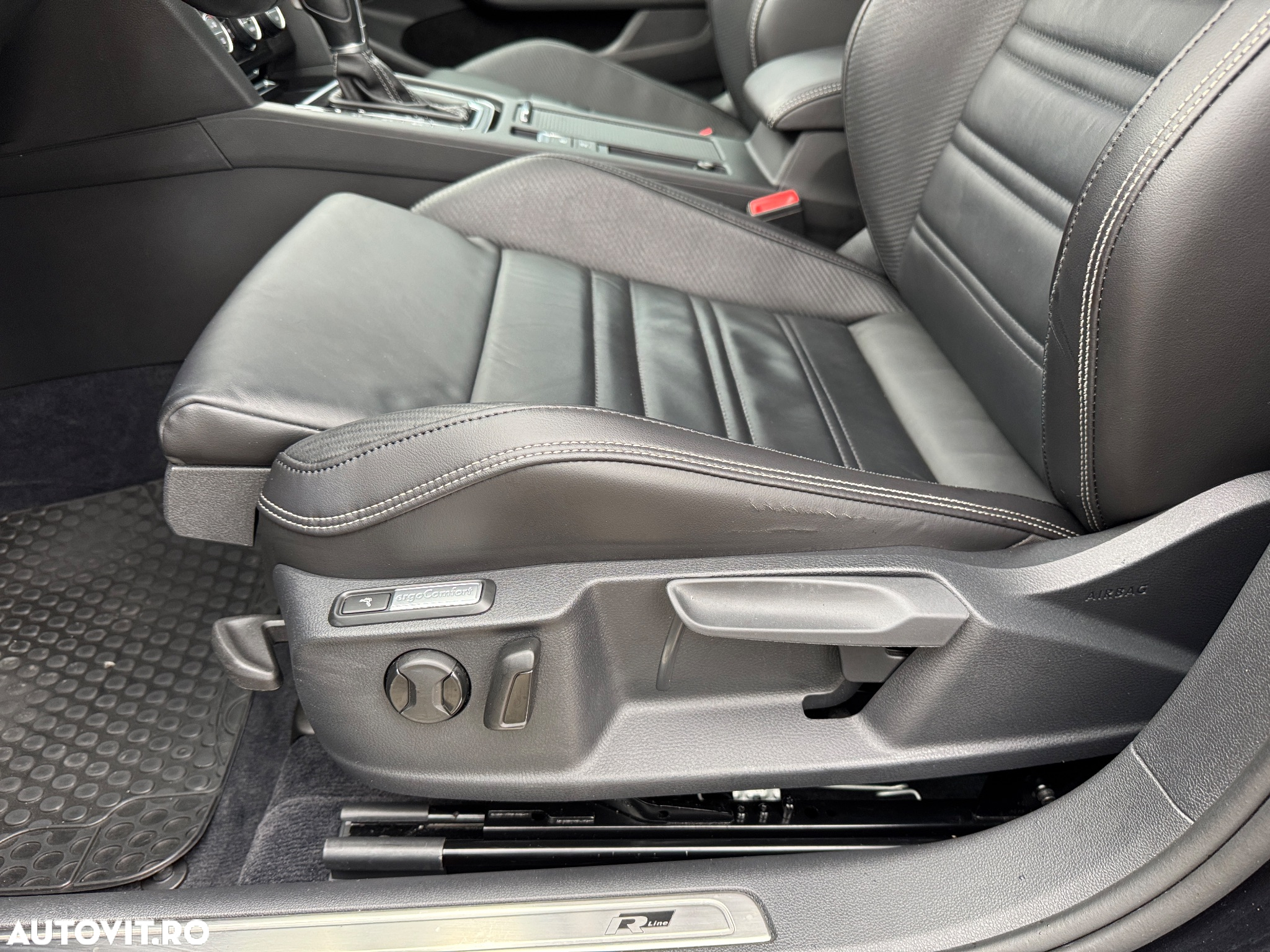 Volkswagen Passat 2.0 TDI DSG R Executive - 24