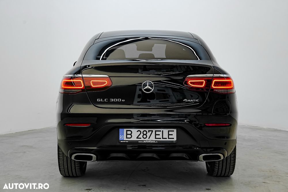 Mercedes-Benz GLC 300 e 4MATIC - 8