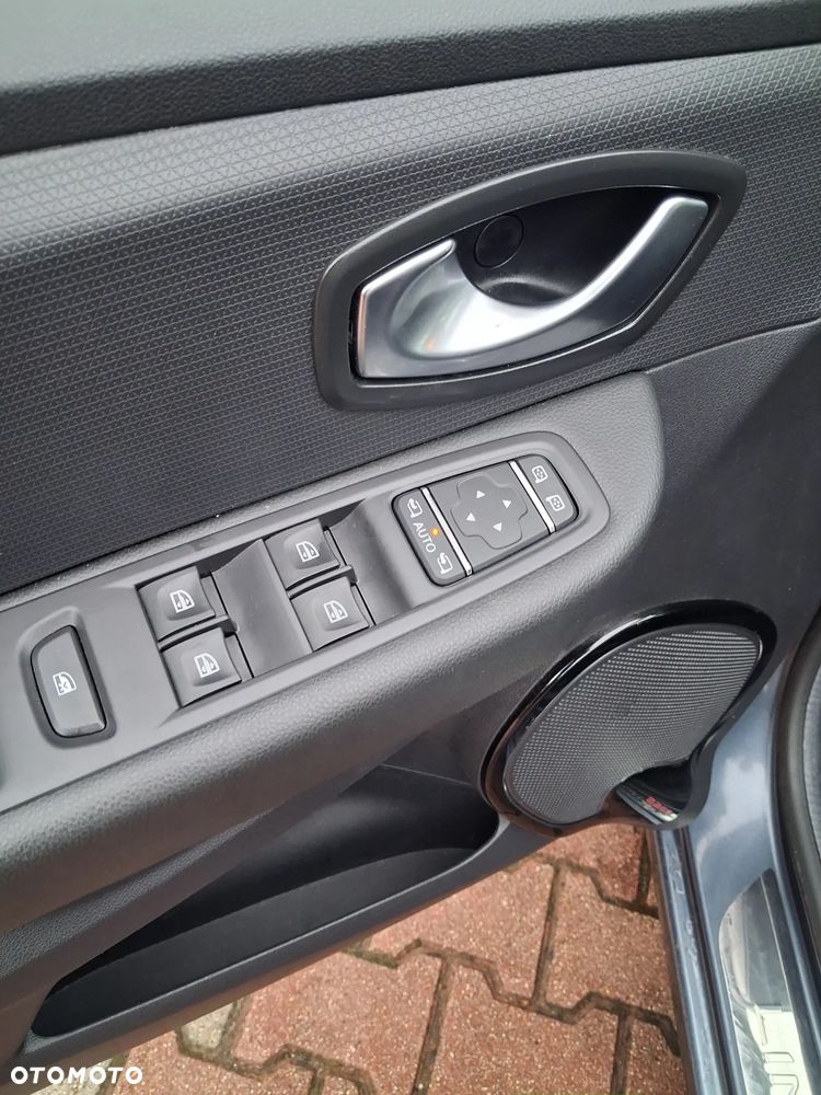 Renault Clio - 13
