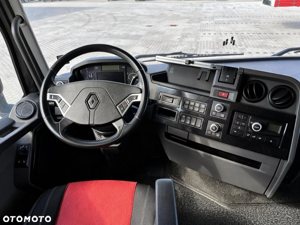 Renault T480 - 25