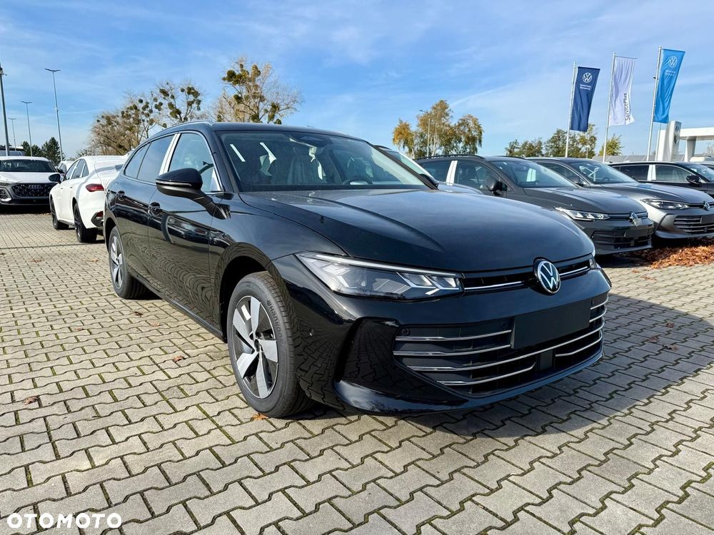 Volkswagen Passat - 3