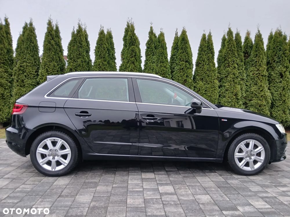 Audi A3 Sportback 2.0 TDI (clean diesel) S tronic Ambiente - 13